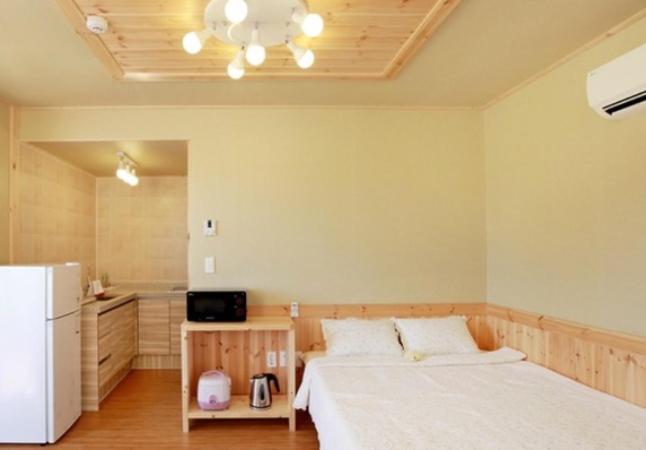 Sweetsalt Villa Seogwipo Exterior photo